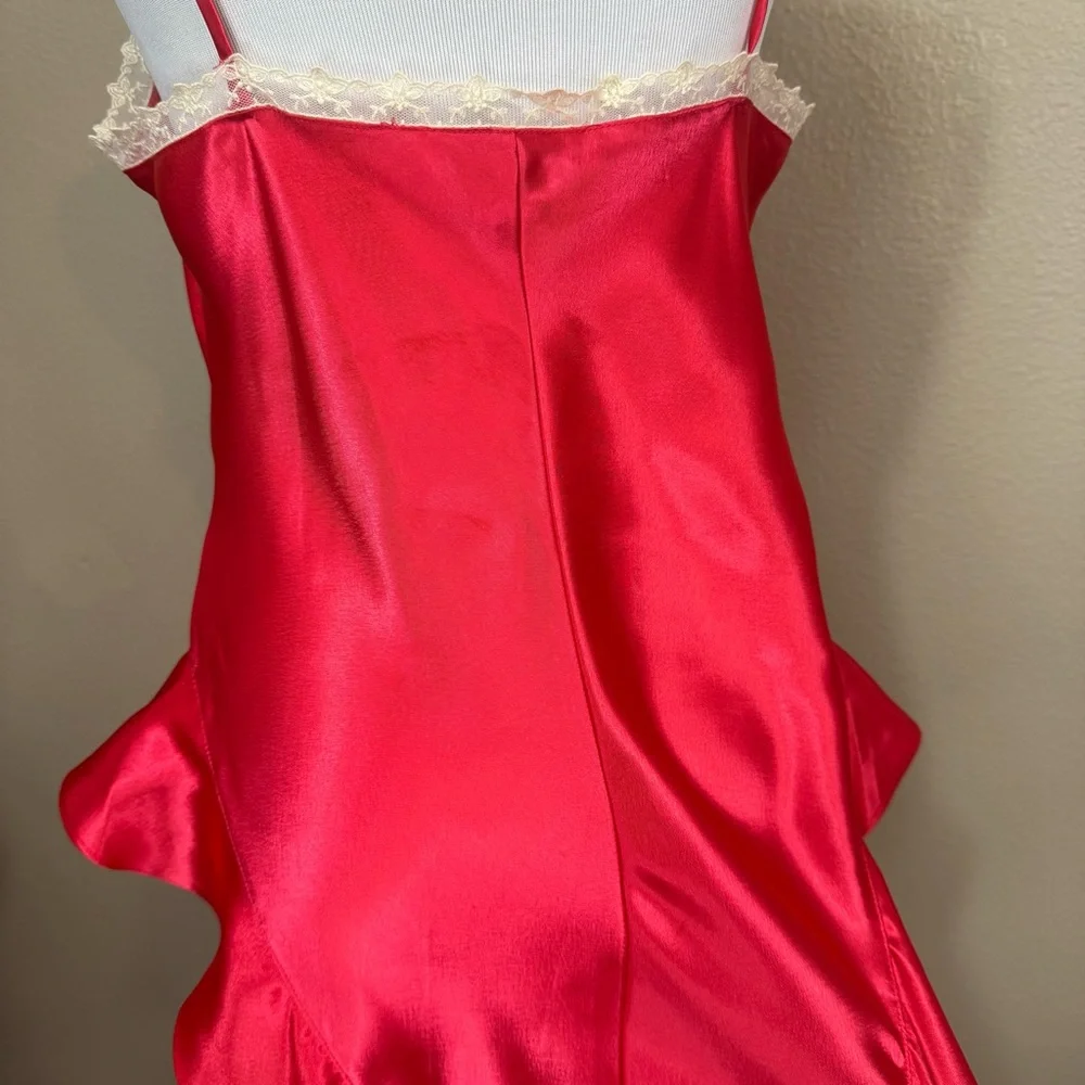 VTG‎ Victoria’s Secret Gold Label Red Satin Lace Teddy White lingerie D